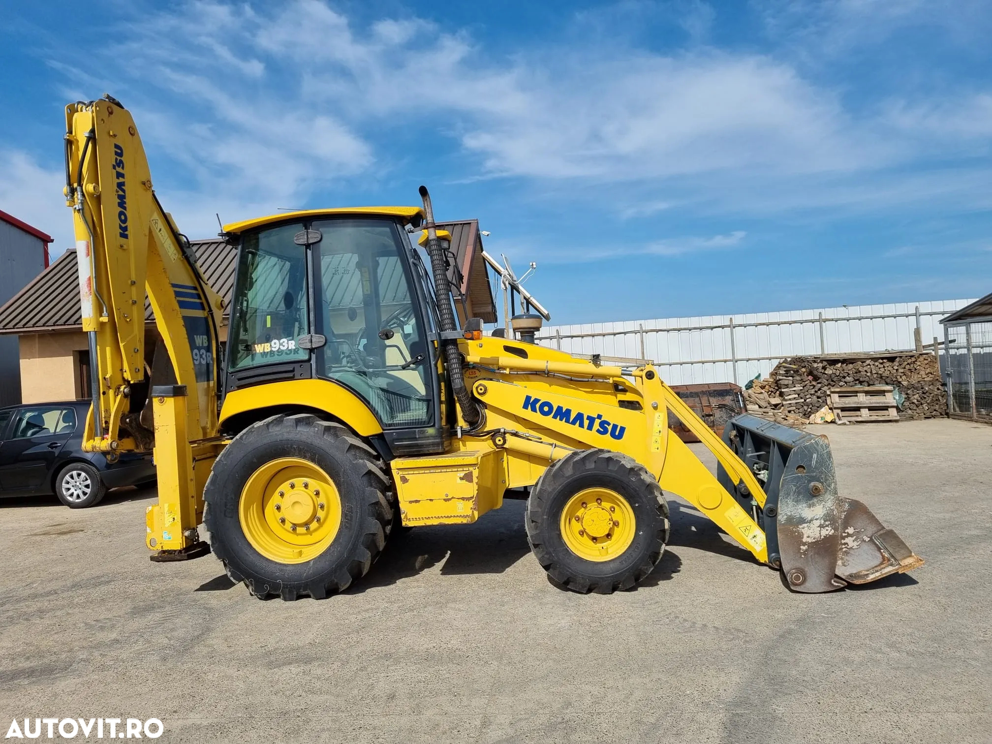 Komatsu WB 93 R-5 - 2