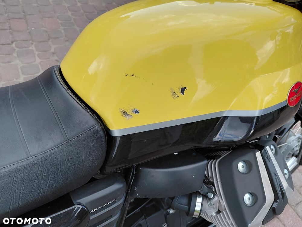 Moto Guzzi V7 - 10