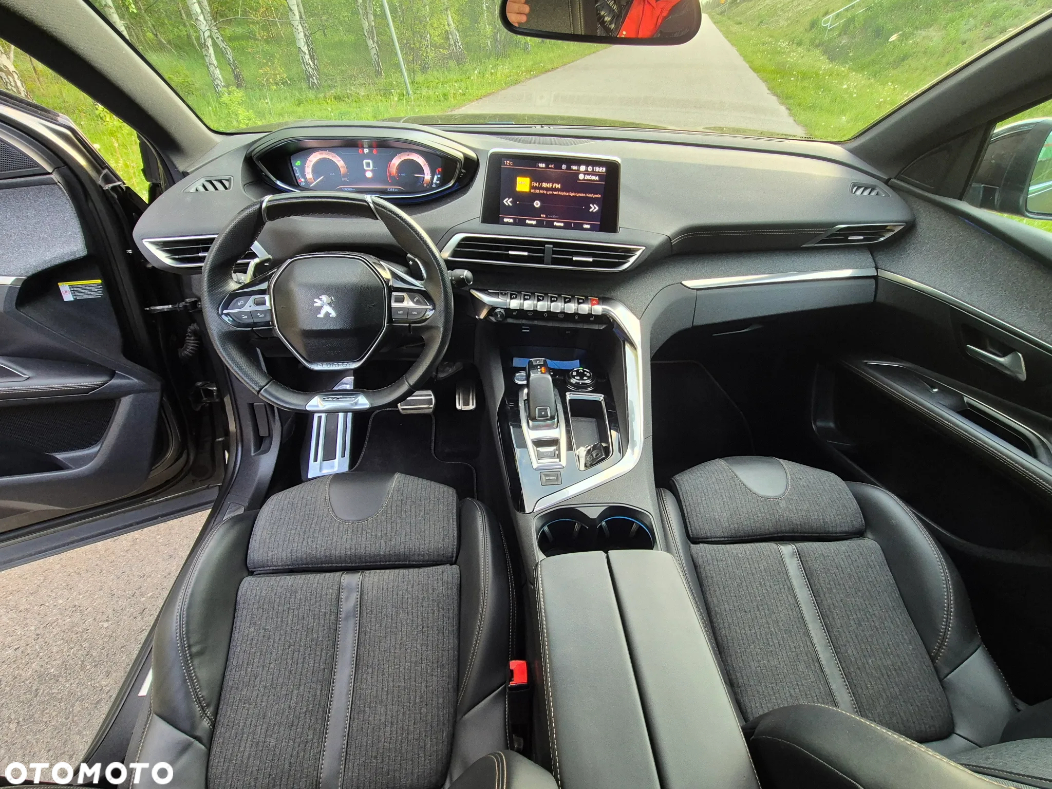 Peugeot 3008 1.2 PureTech GT Pack S&S EAT8 - 32