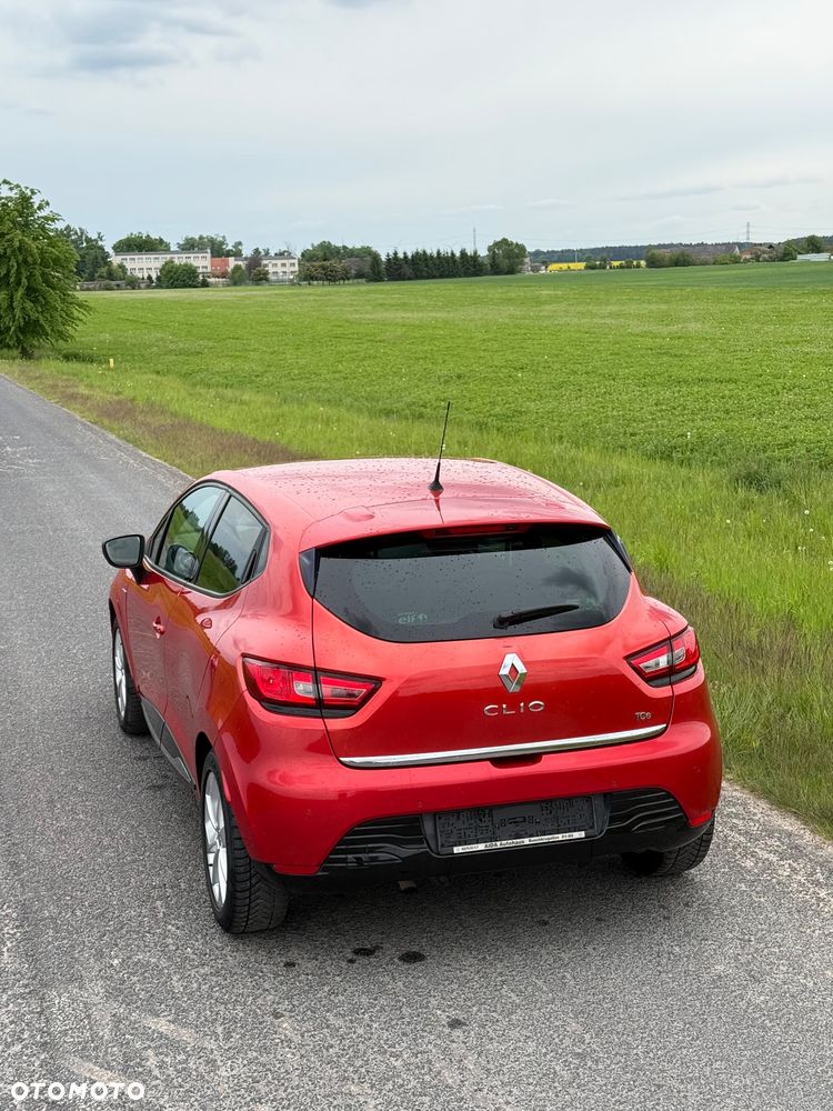 Renault Clio TCe 90 Luxe - 9
