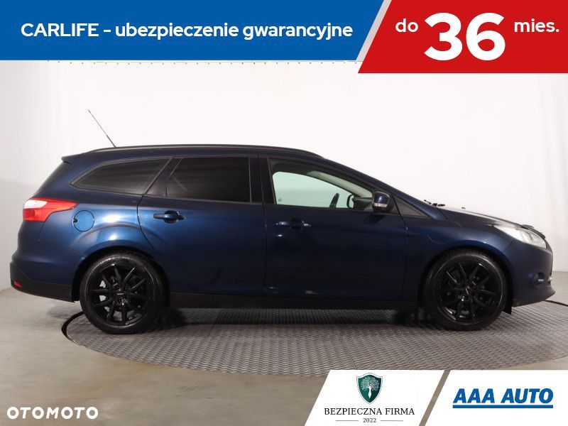 Ford Focus SW - 8