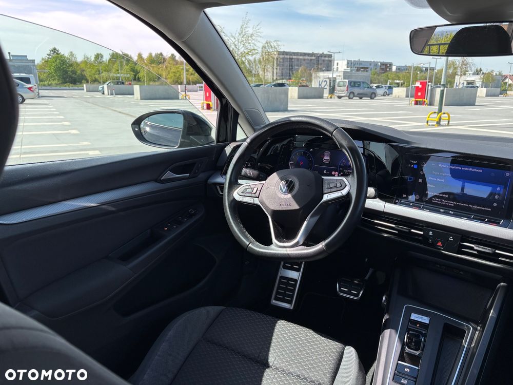 Volkswagen Golf 1.5 eTSI Active DSG - 15