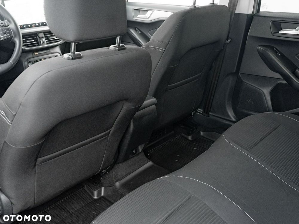Ford Focus - 25