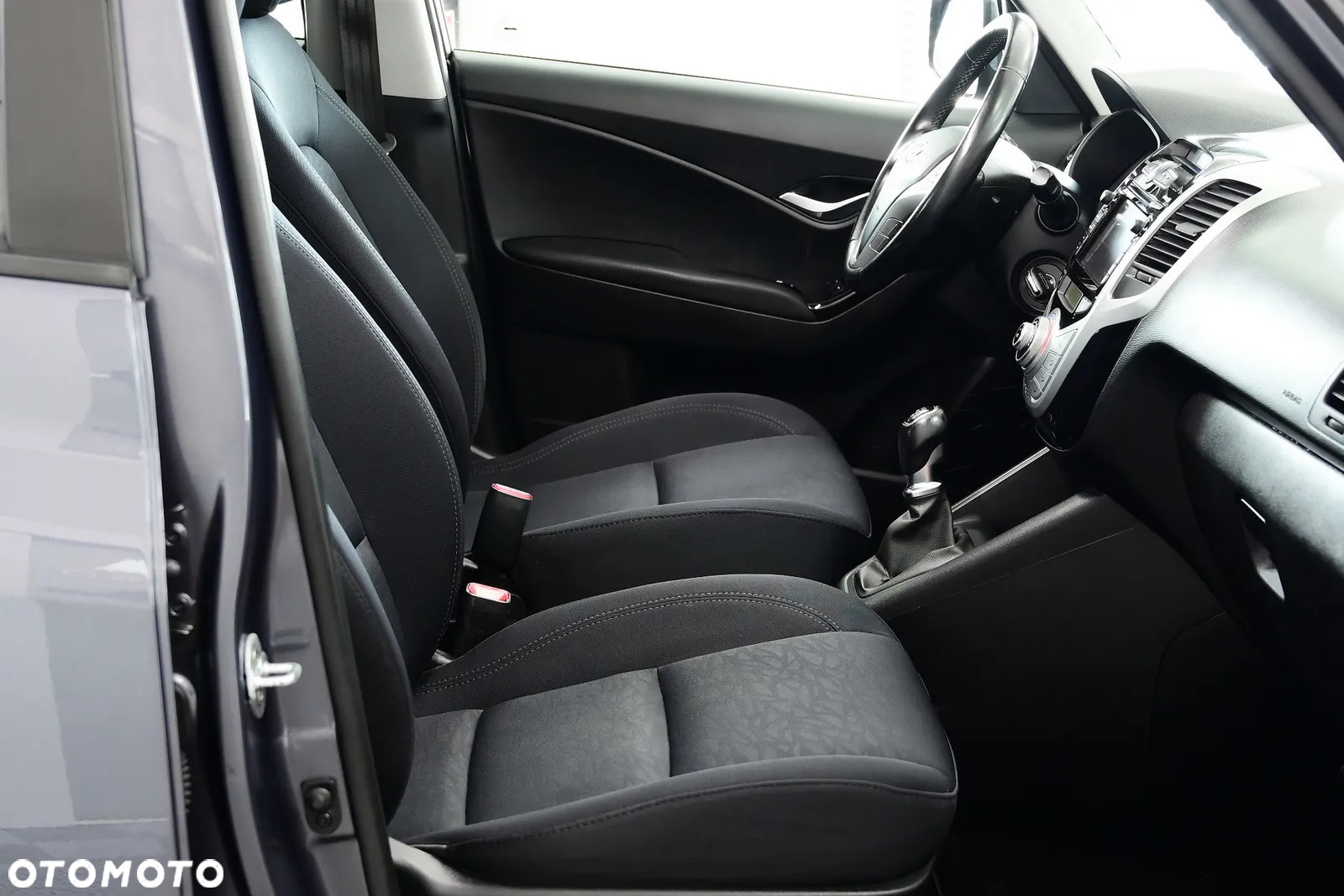 Hyundai ix20 - 22