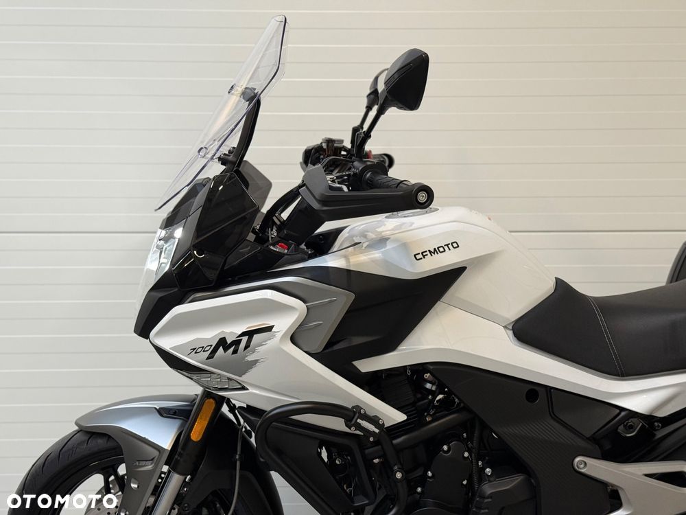 CFMoto 700MT - 24
