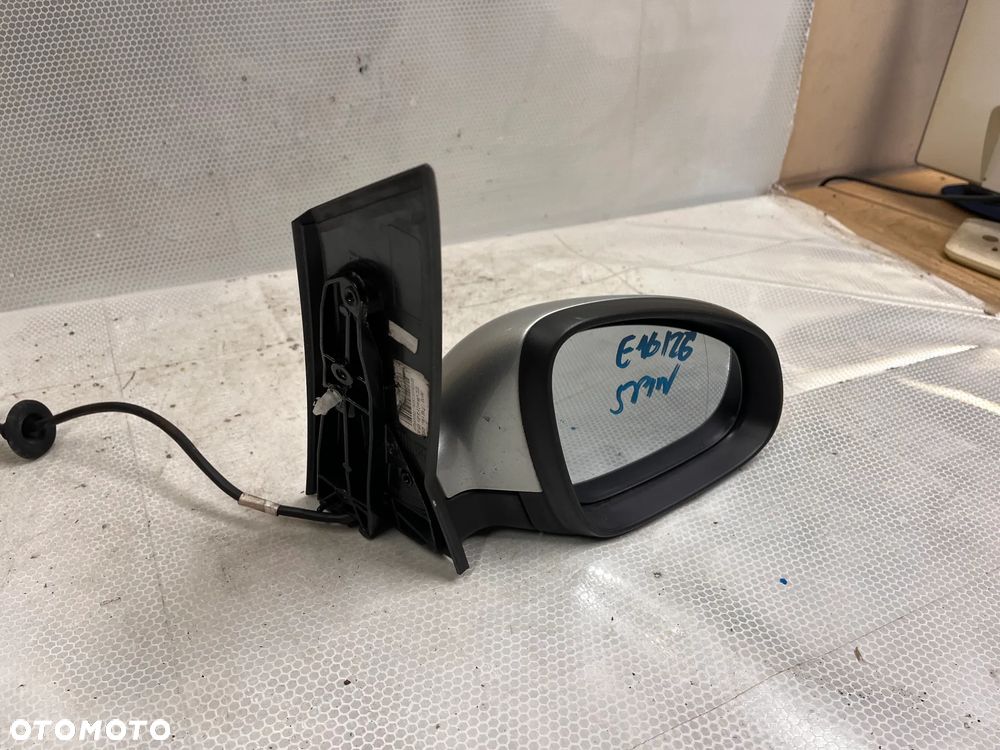 LUSTERKO PRZOD PRZEDNIE ELEKTRYCZNE PRAWE OPEL ASTRA J IV Z176 SREBRNY 5PIN - 3