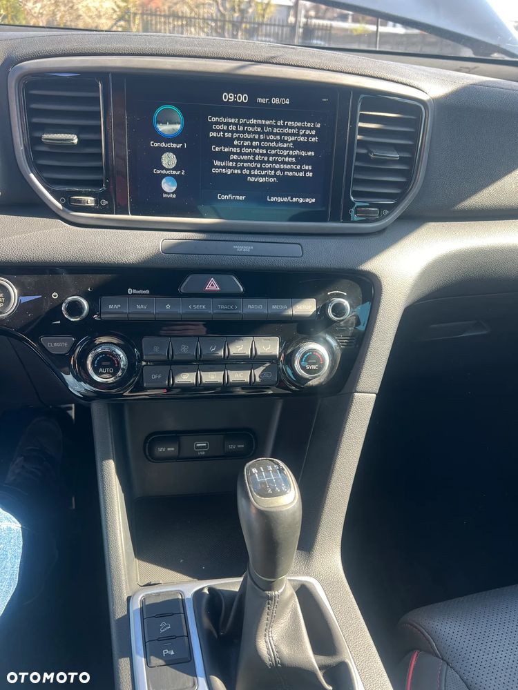 Kia Sportage 1.6 CRDI AWD Eco-Dynamics+ (48V M-H) DCT Black Edition - 12