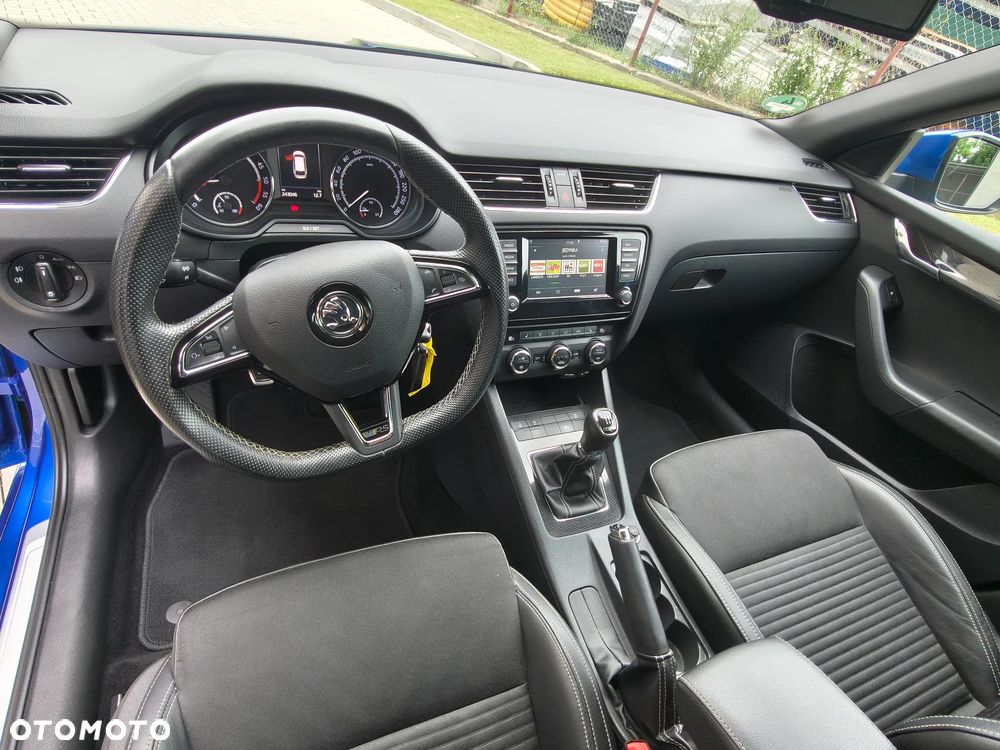 Skoda Octavia 2.0 TDI (Green tec) RS - 18