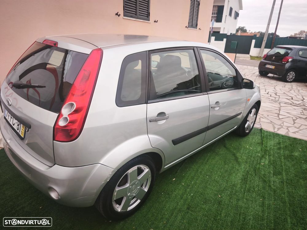Ford Fiesta 1.25 Trend - 3