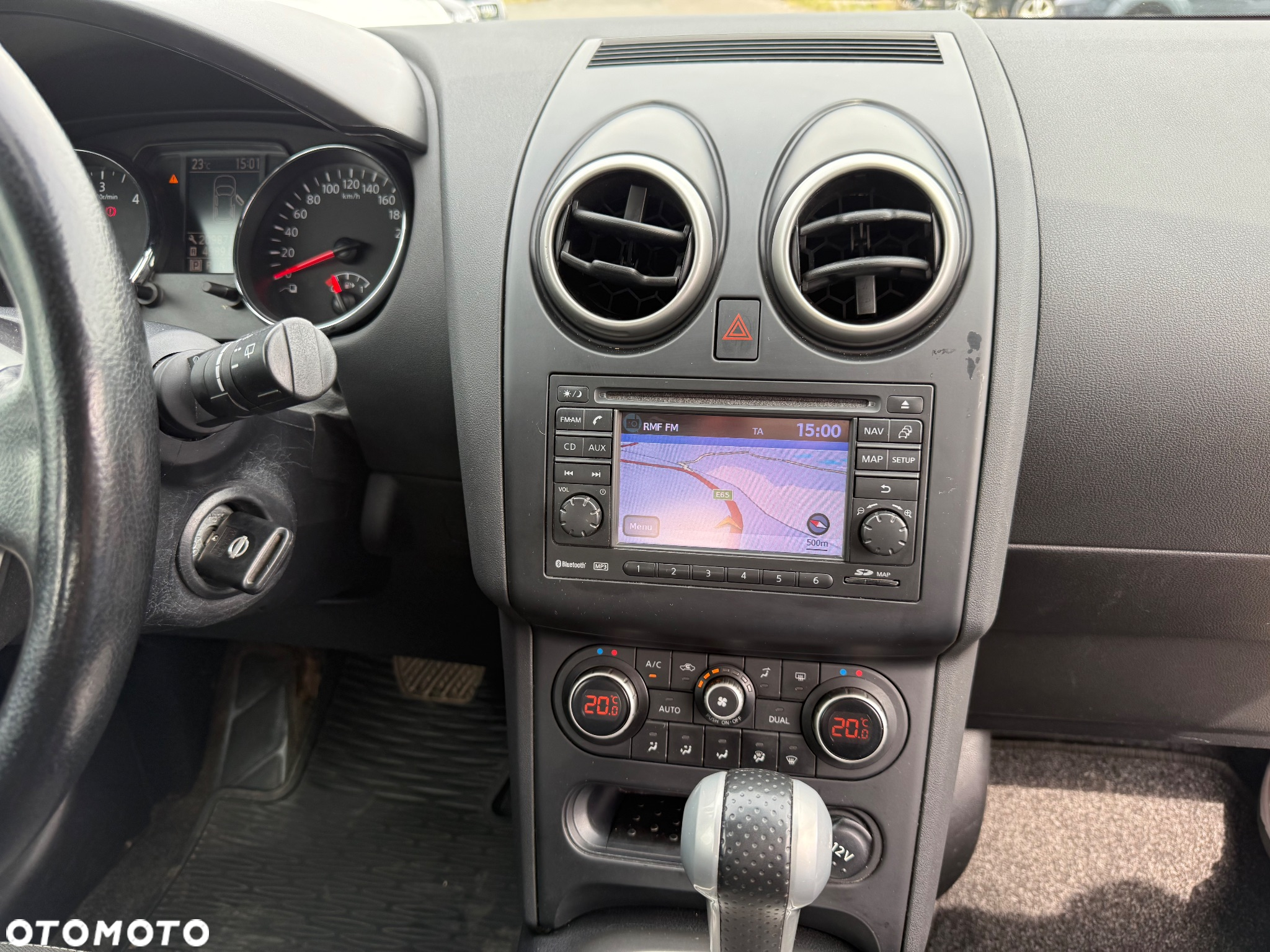 Nissan Qashqai 2.0 dCi 4x4 Tekna - 16