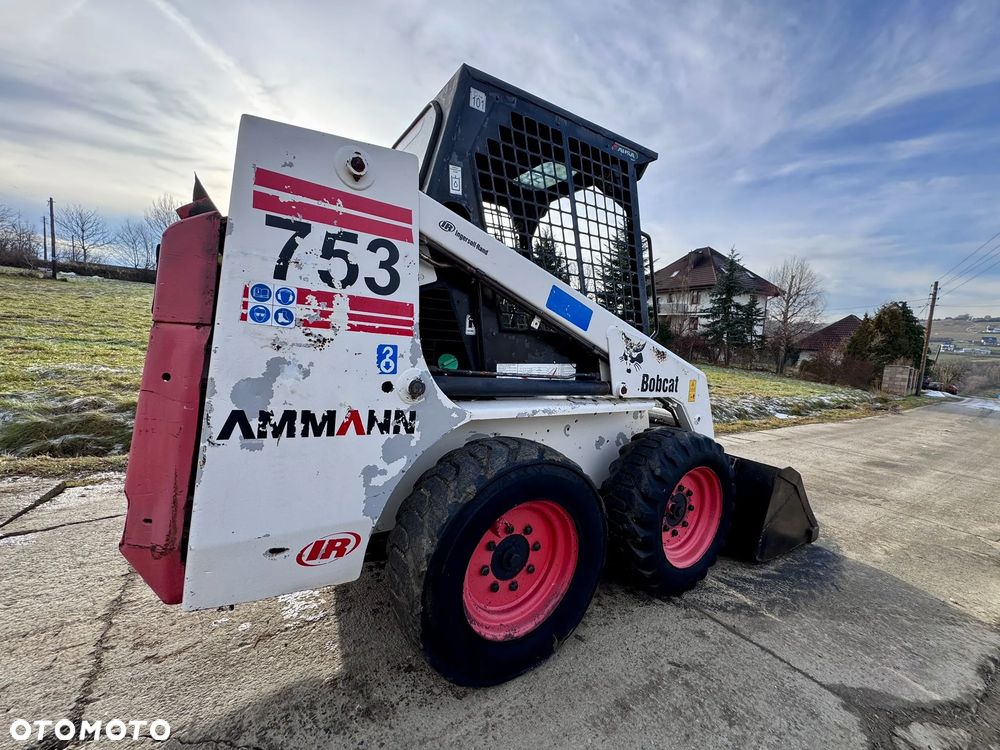 Bobcat 753* MINIŁADOWARKA BOBCAT 753** ŁADOWARKA BOBCAT 753** - 4