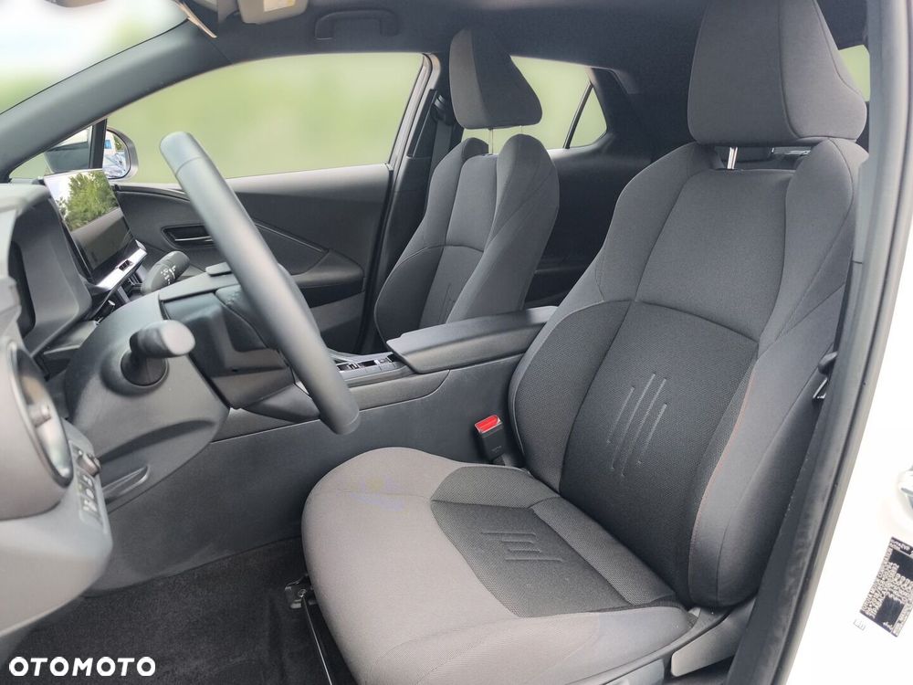Toyota C-HR - 18