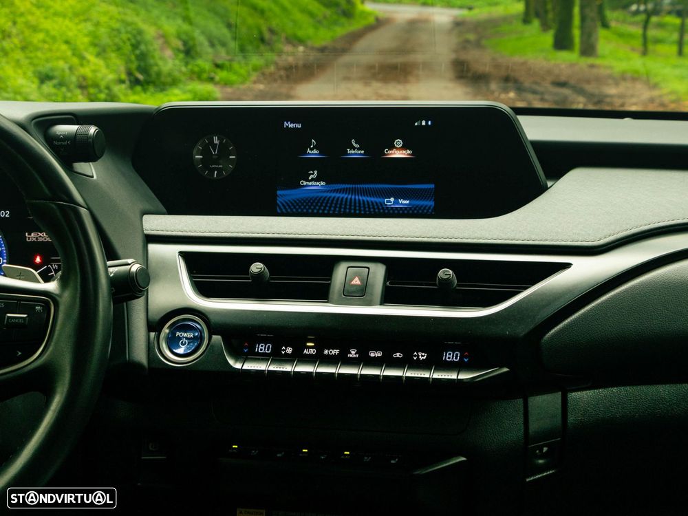 Lexus UX 300e Premium+TAE - 11