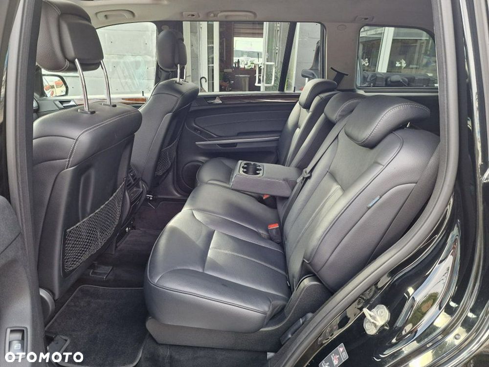 Mercedes-Benz GL - 30