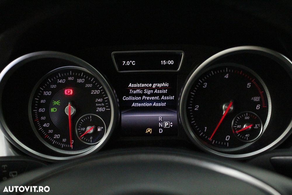 Mercedes-Benz GLE - 27