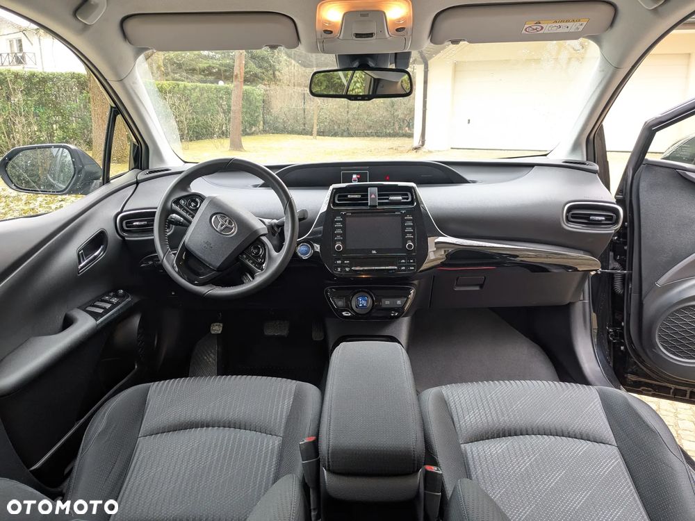Toyota Prius Hybrid Executive - 23