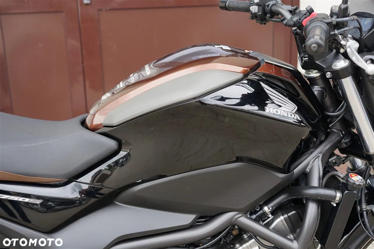 Honda NC - 10
