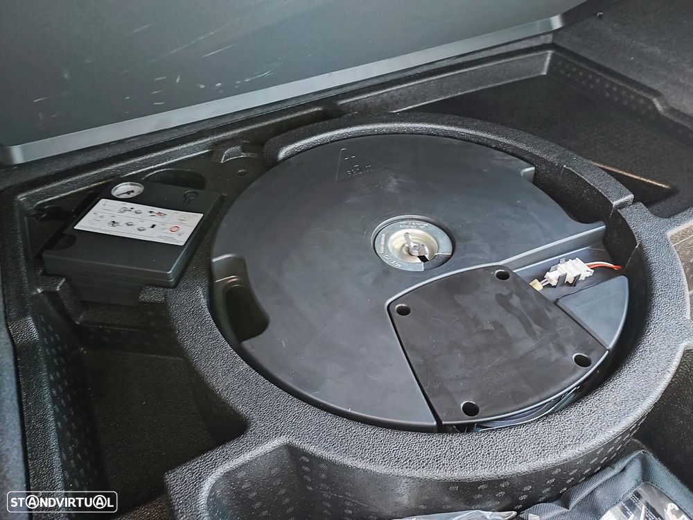 Audi Q3 2.0 TDI quattro S-line S tronic - 38