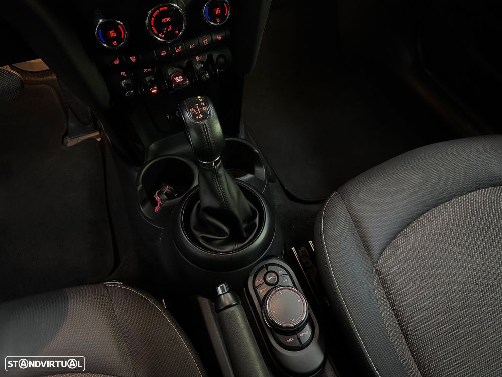 MINI 3 Portas One Auto - 16