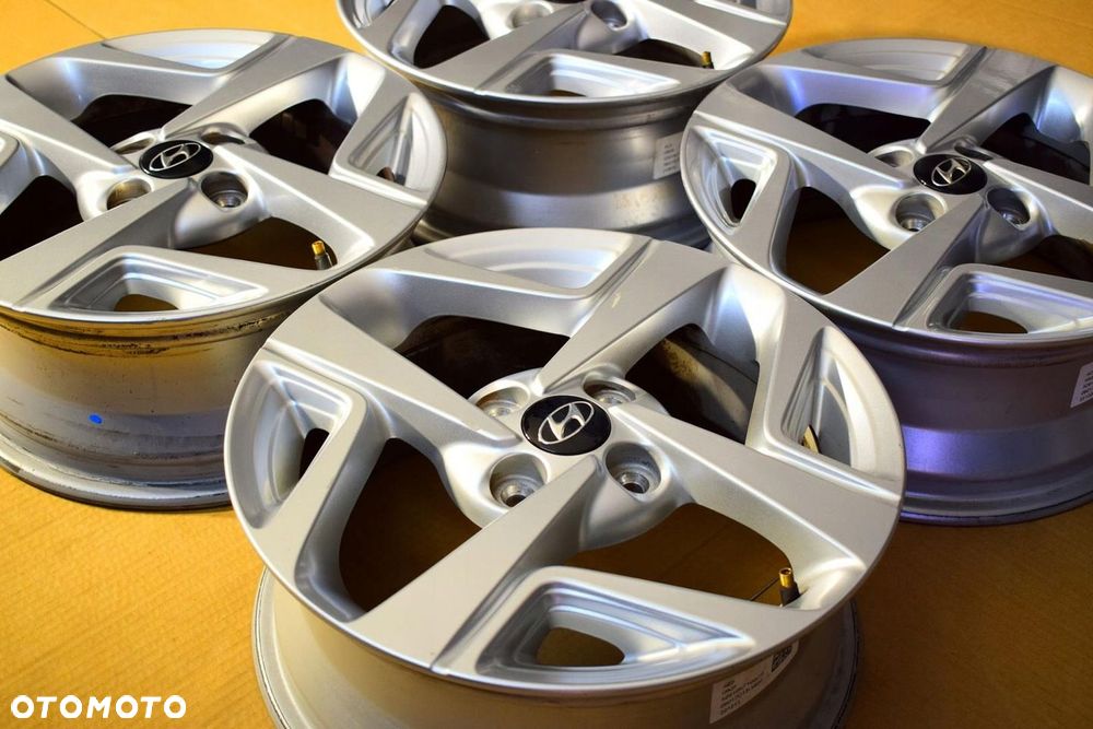 HYUNDAI 15 i10 i20 Nowy Model Oryginał - 6