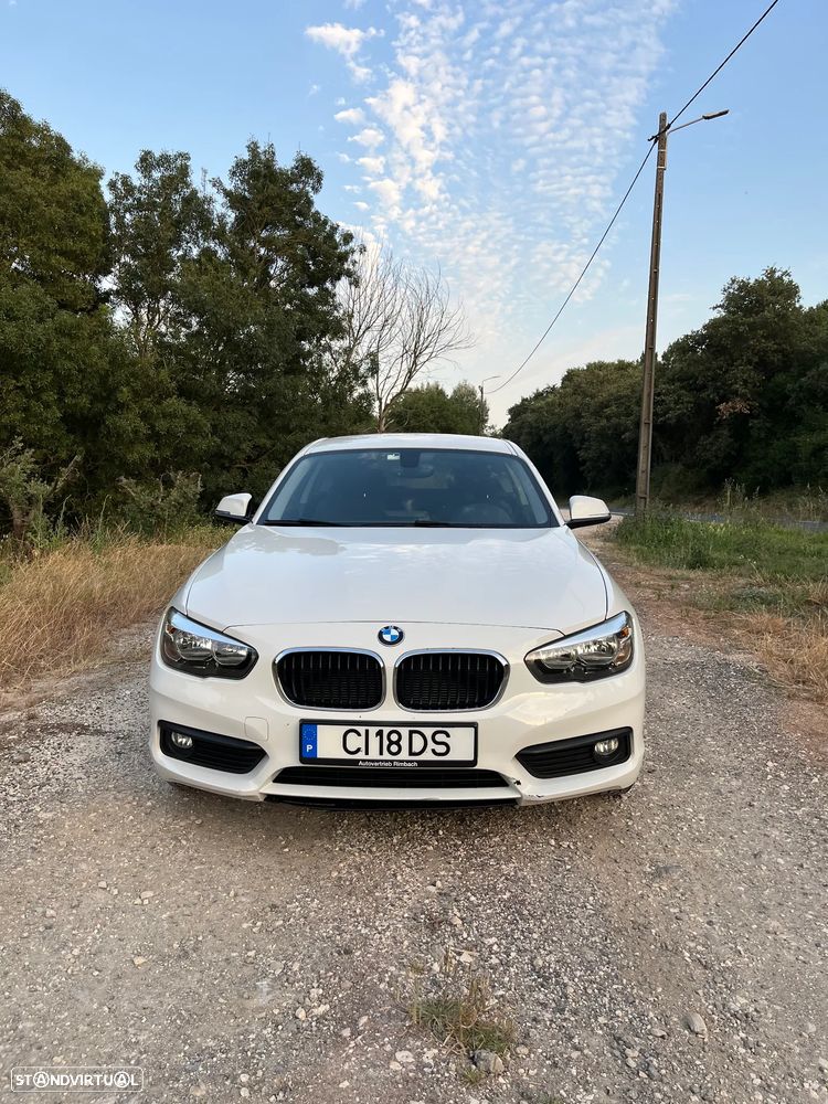 BMW 118 i Line Sport - 2