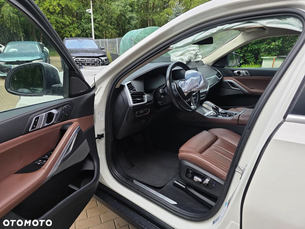 BMW X6 - 10