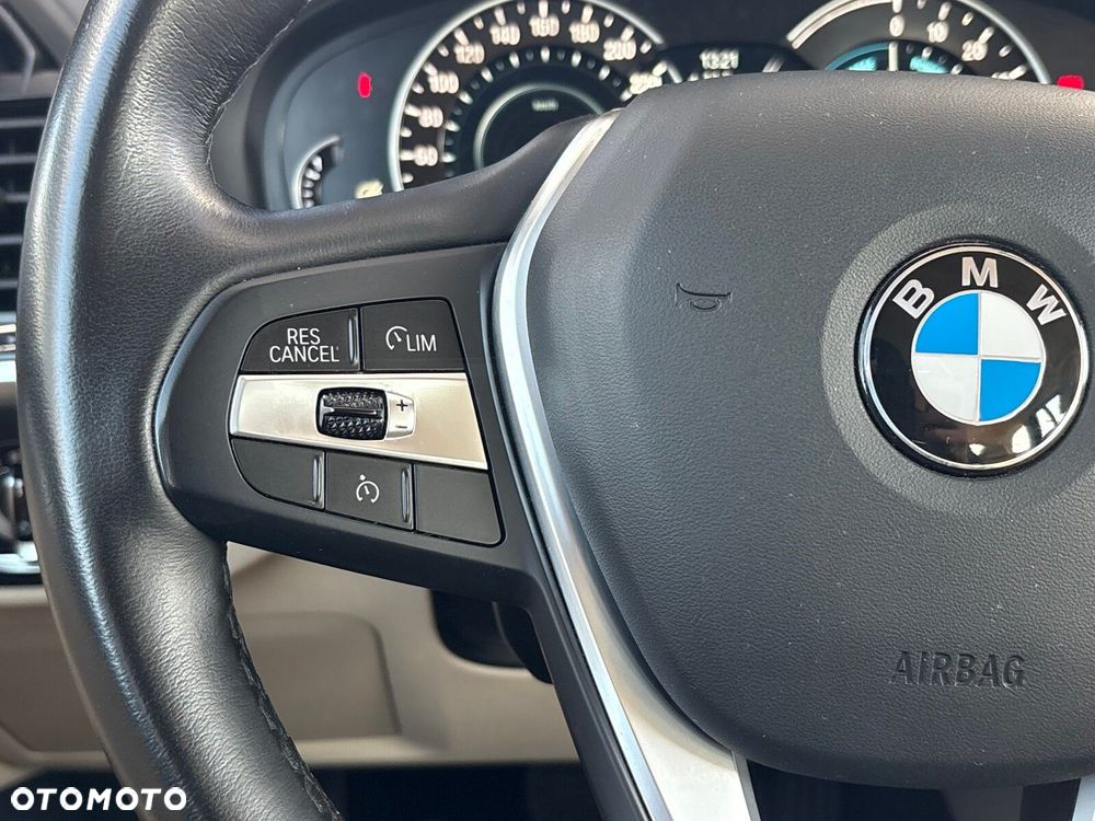 BMW X3 xDrive30e Luxury Line - 18