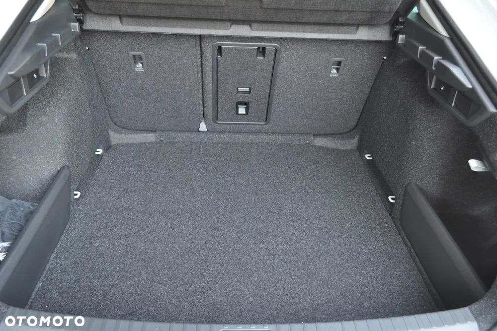 Skoda Octavia 2.0 TDI Essence DSG - 38