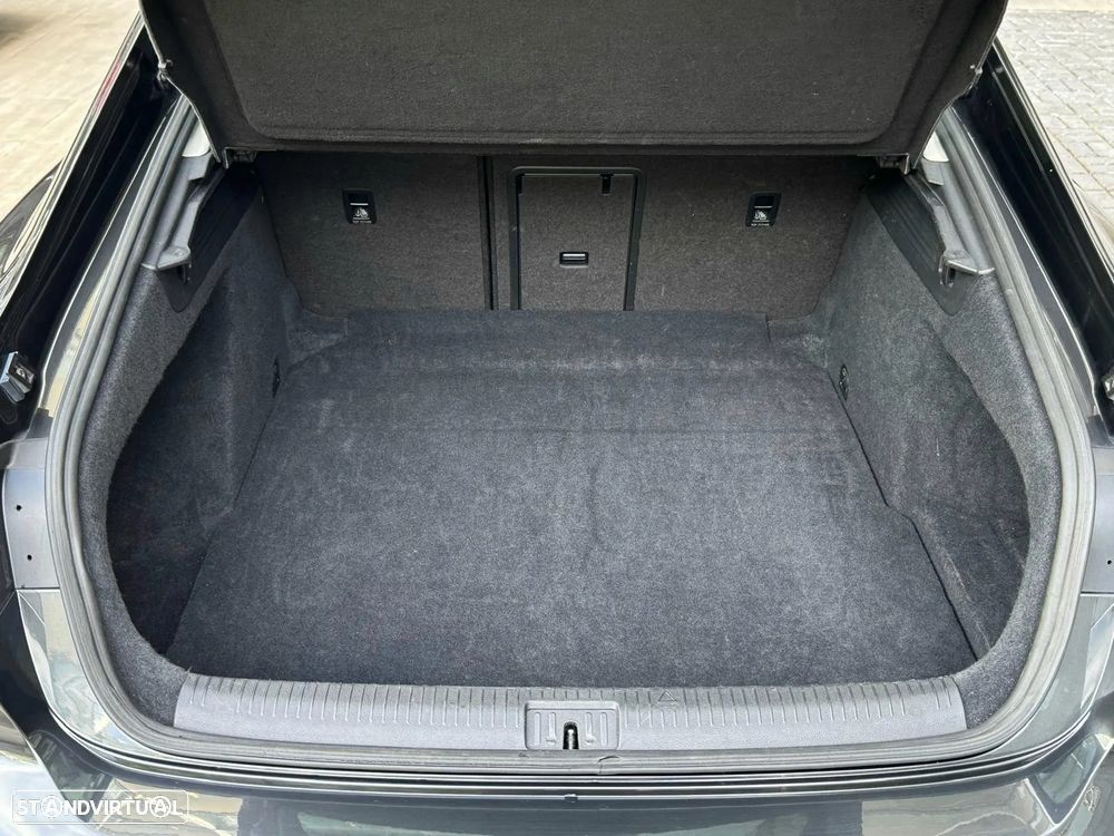 VW Arteon 2.0 TDI SCR DSG Elegance - 17