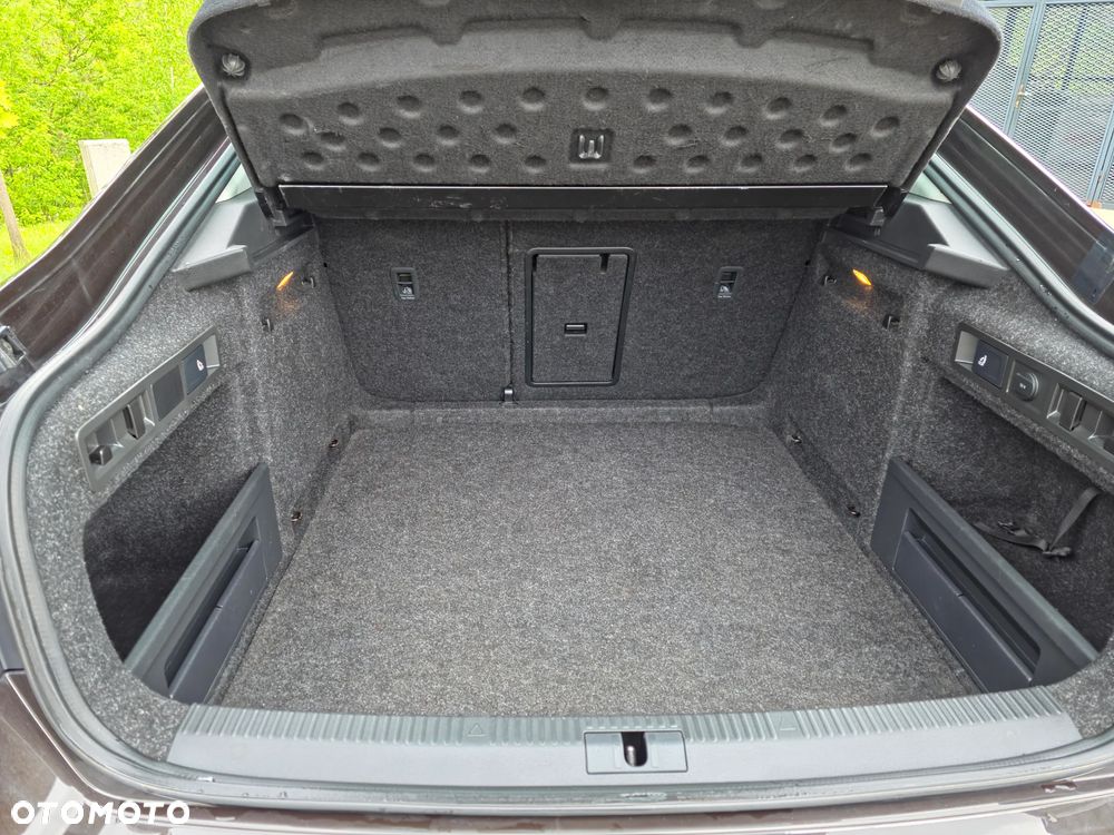 Skoda Superb 2.0 TSI Ambition DSG - 15