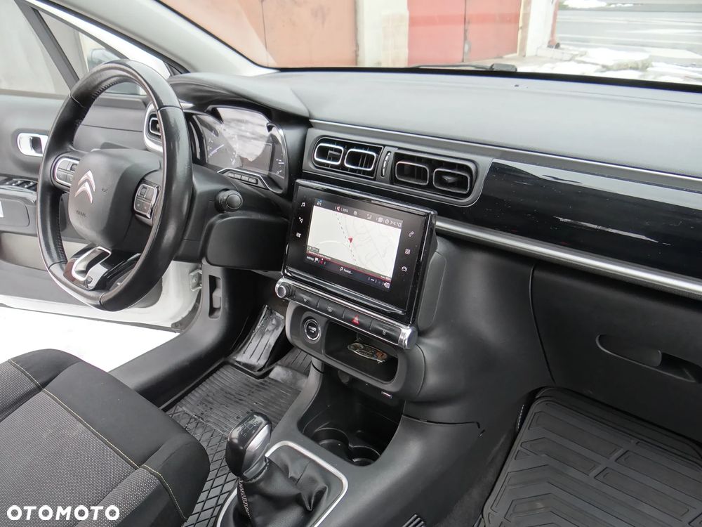 Citroën C3 Pure Tech 82 SHINE - 15