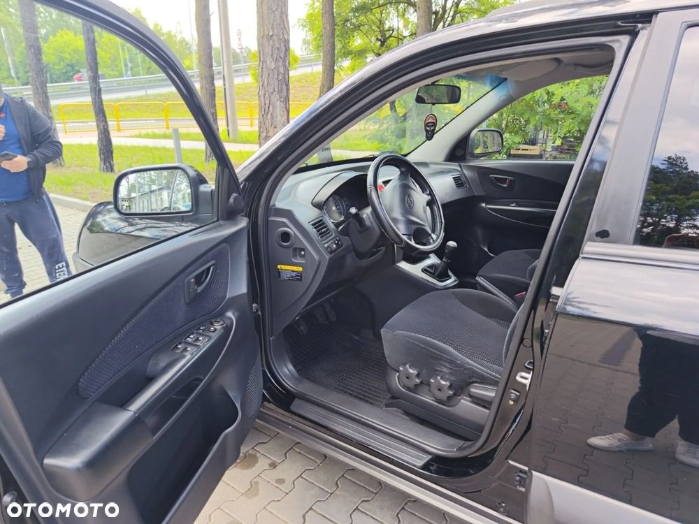 Hyundai Tucson 2.0 Comfort 2WD - 8