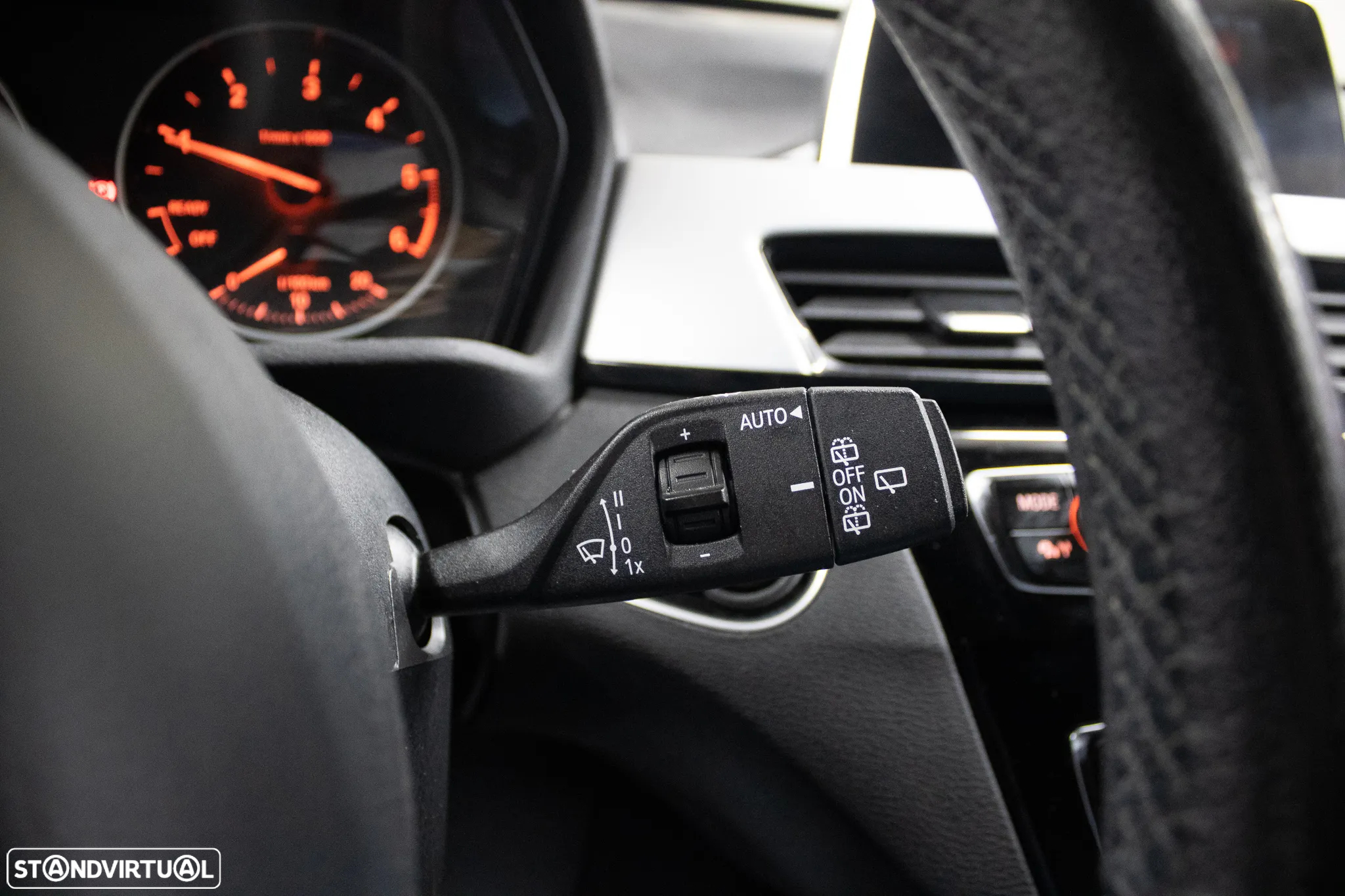 BMW X1 16 d sDrive Advantage - 38