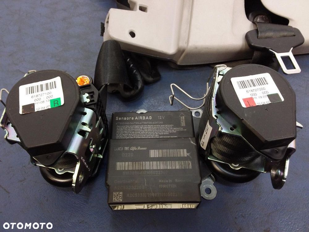 FIAT PUNTO EVO DESKA ROZDZIELCZA PODUSZKI PASY - 15