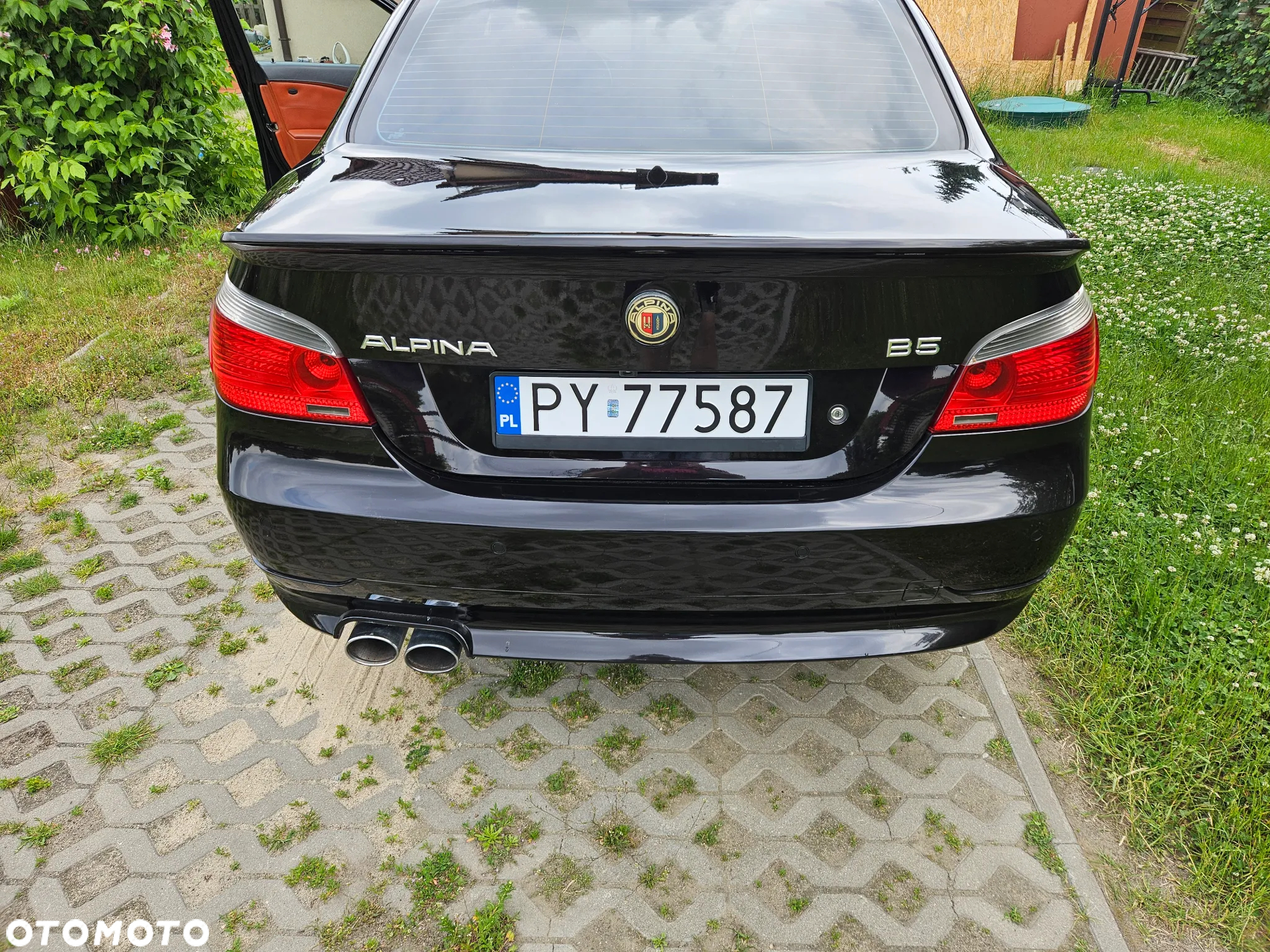 BMW Seria 5 550i - 7