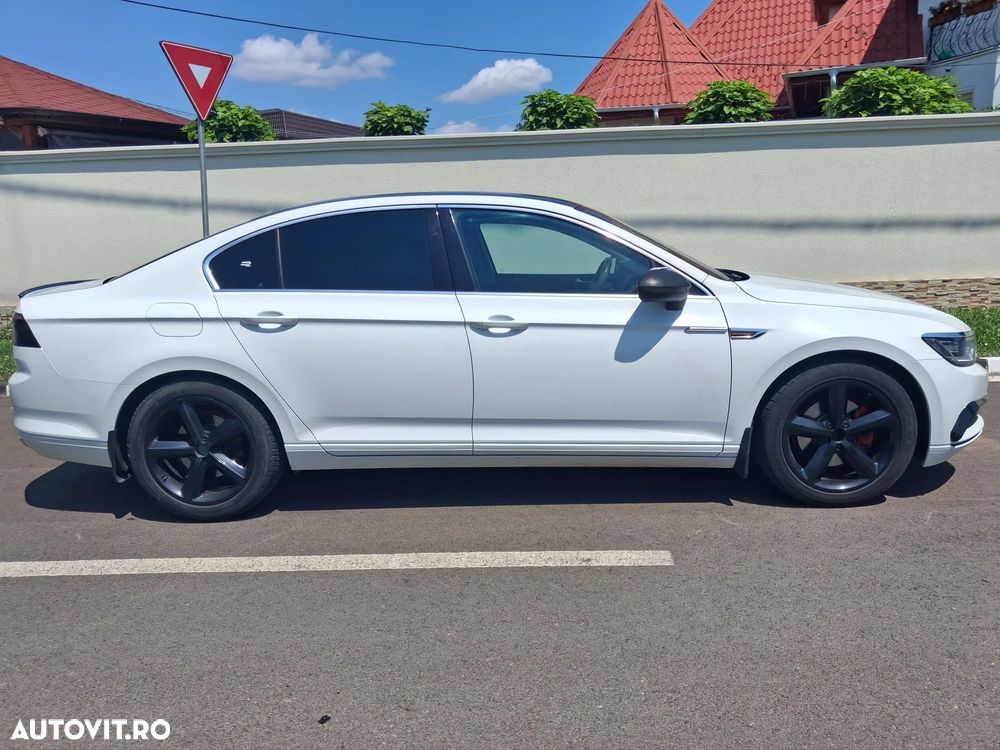 Volkswagen Passat 2.0 TDI DSG Highline - 9