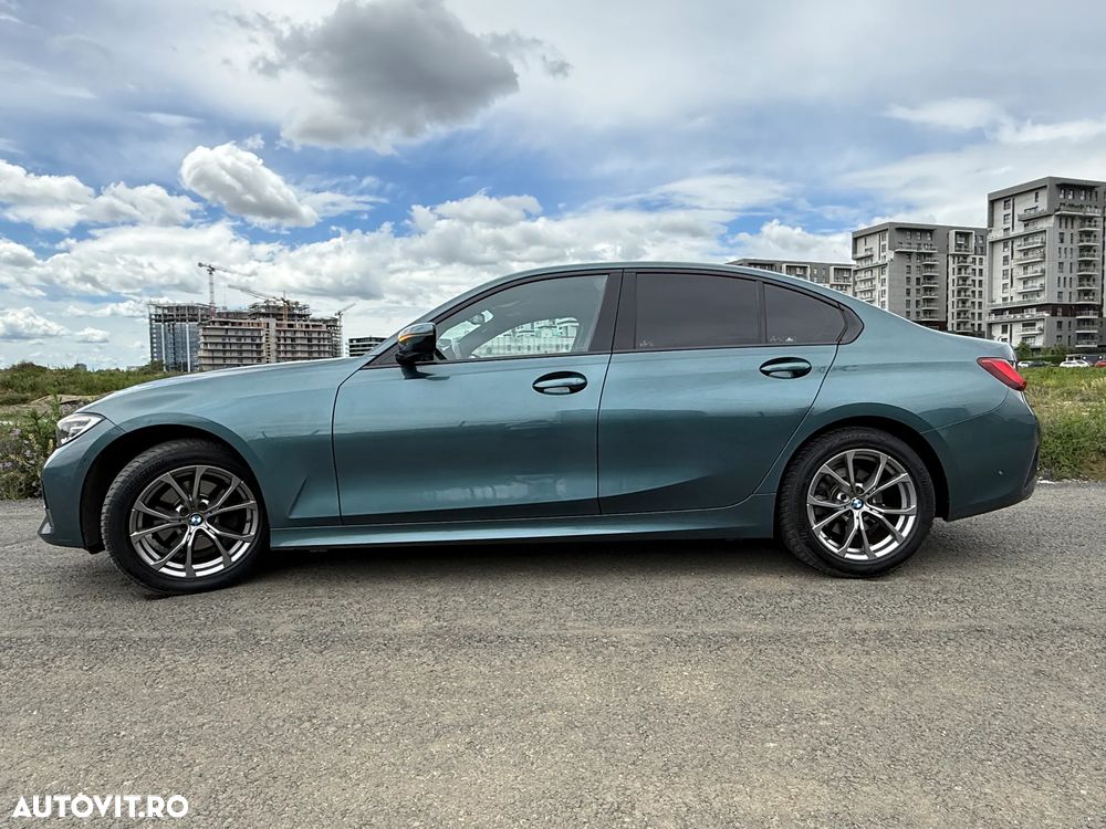 BMW Seria 3 320i GT Aut. Luxury Line - 4