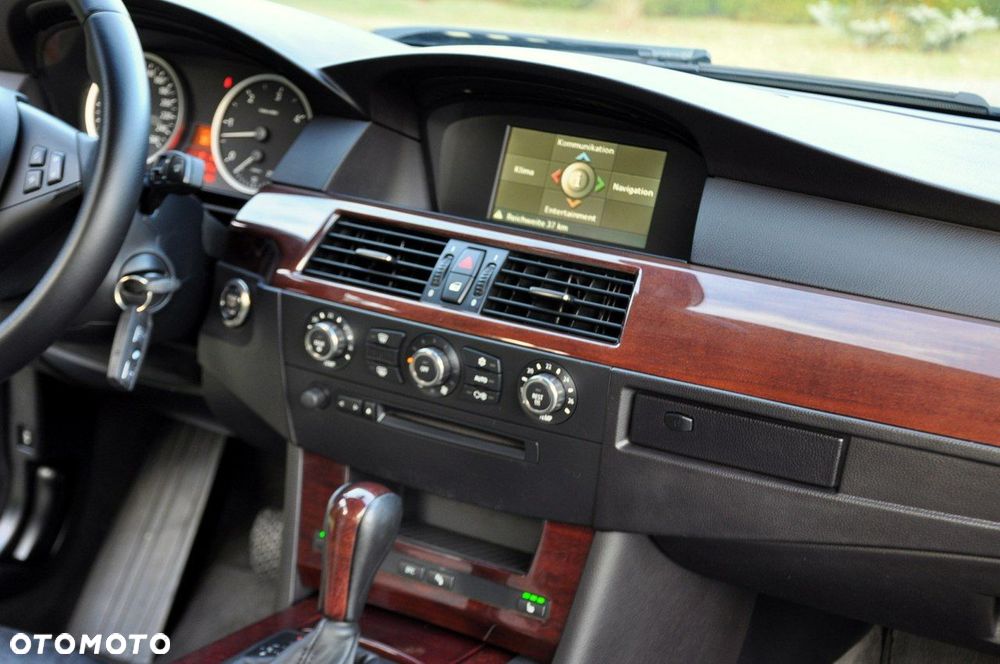 BMW Seria 5 - 28