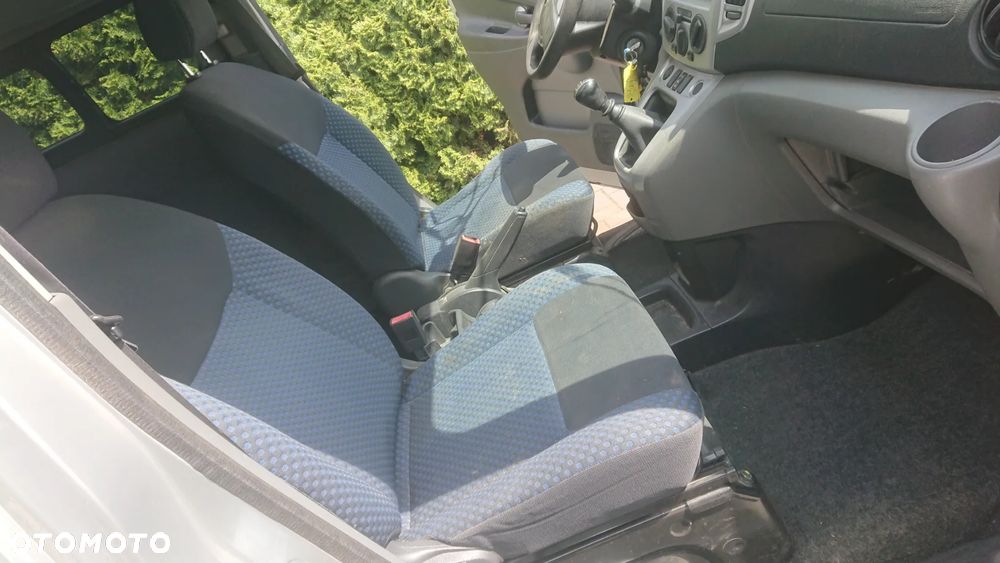 Nissan NV200 - 4