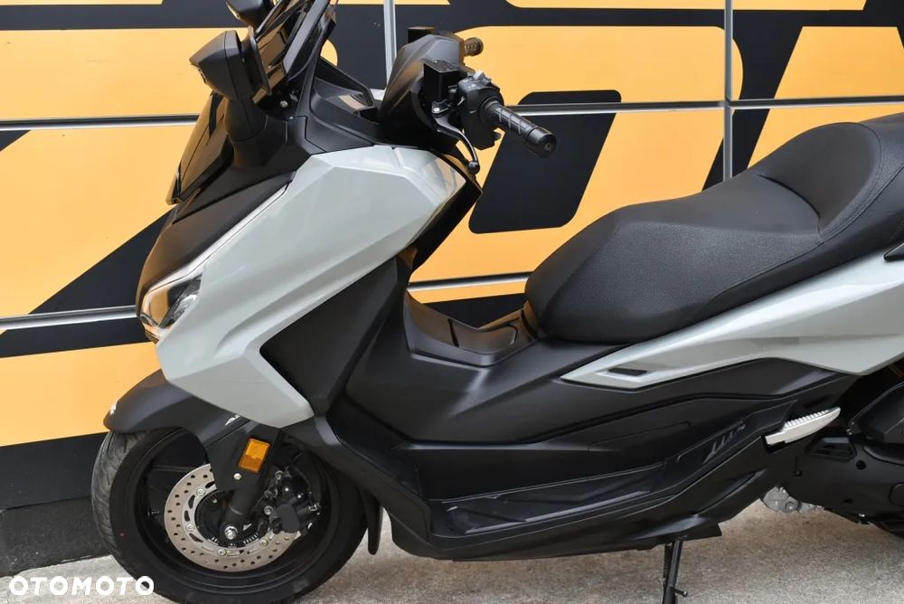Honda NSS - 10