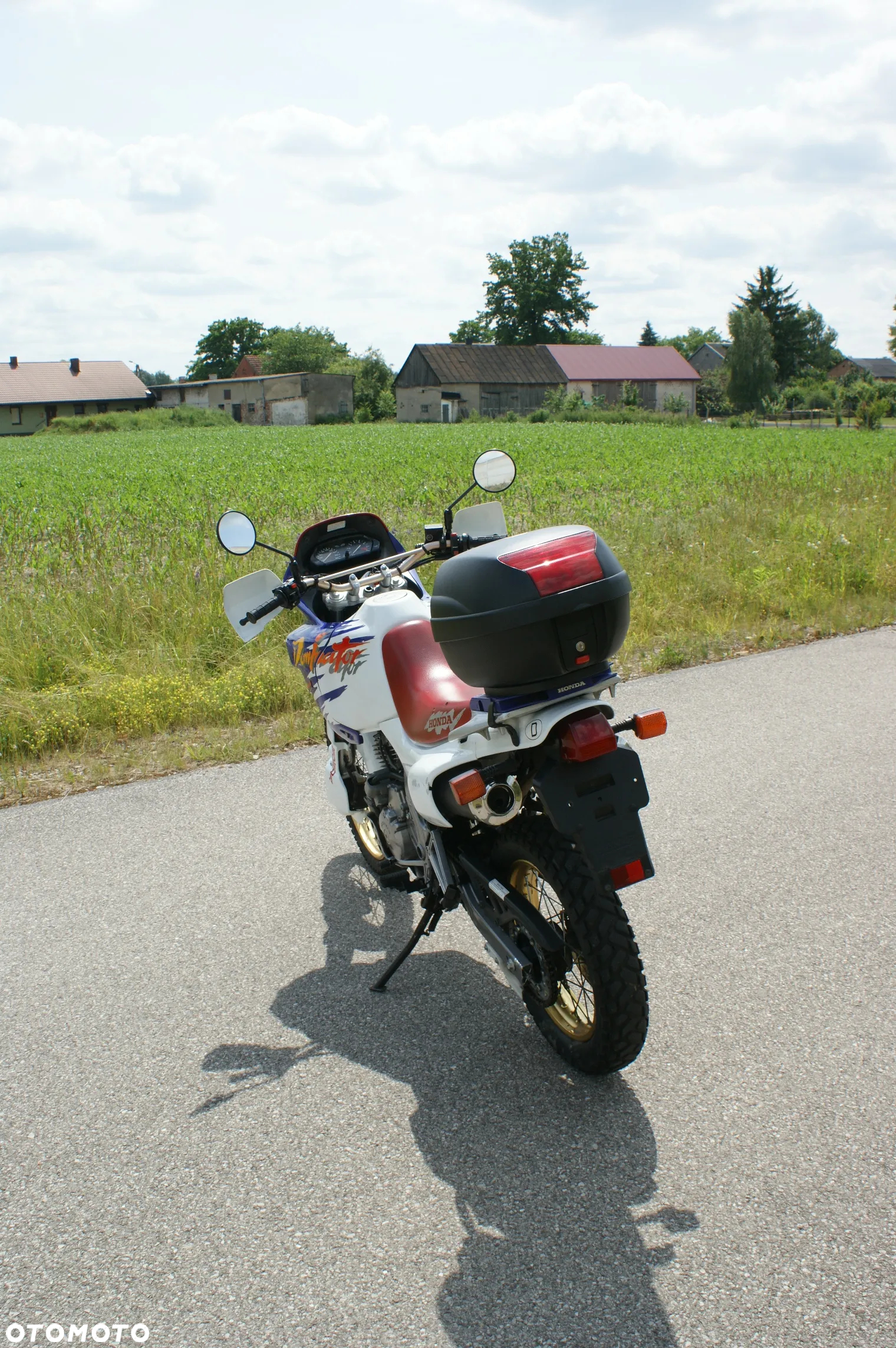 Honda NX - 8