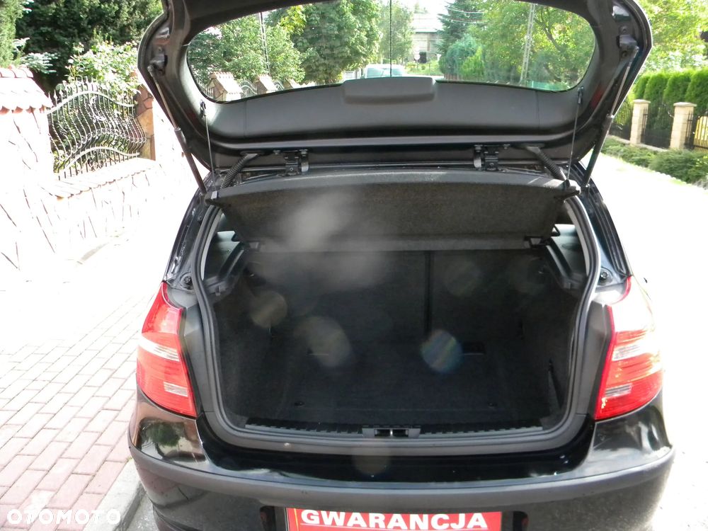 BMW Seria 1 116i - 8