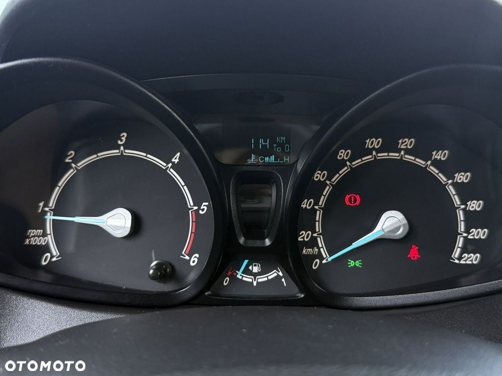 Ford Tourneo Courier - 20