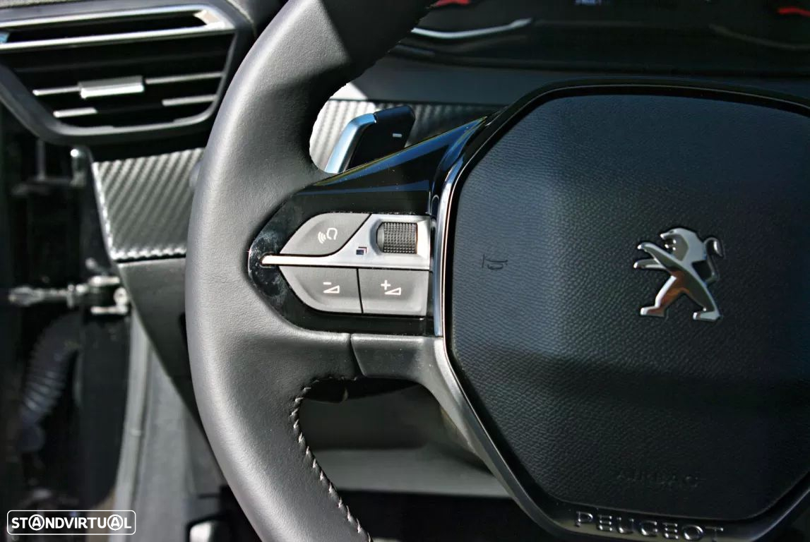Peugeot 208 - 26