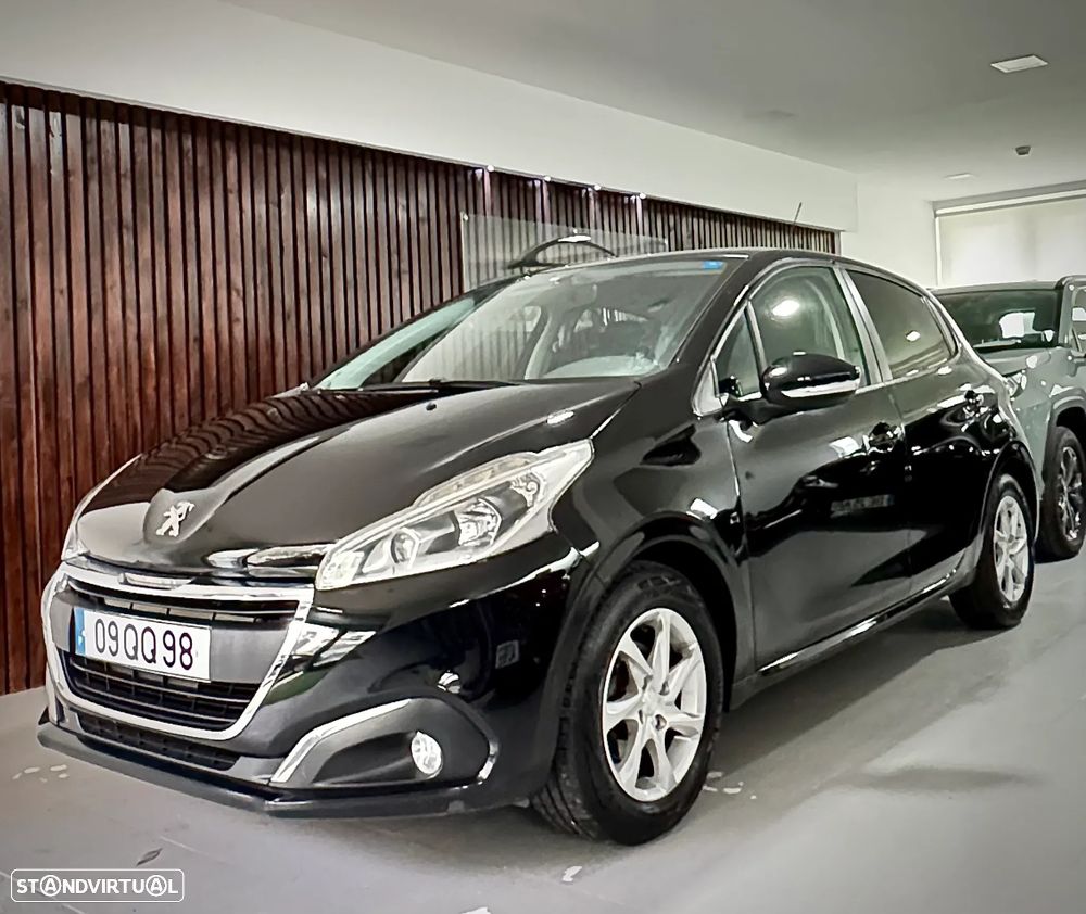 Peugeot 208 1.2 PureTech Style - 1