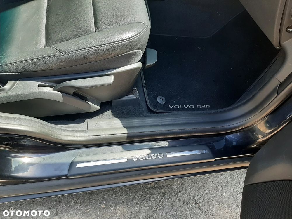 Volvo S40 1.8 - 14