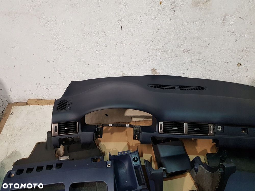 DESKA ROZDZIELCZA WNĘTRZE AUDI A6 S6 C5 SEDAN 00R GRANAT - 4