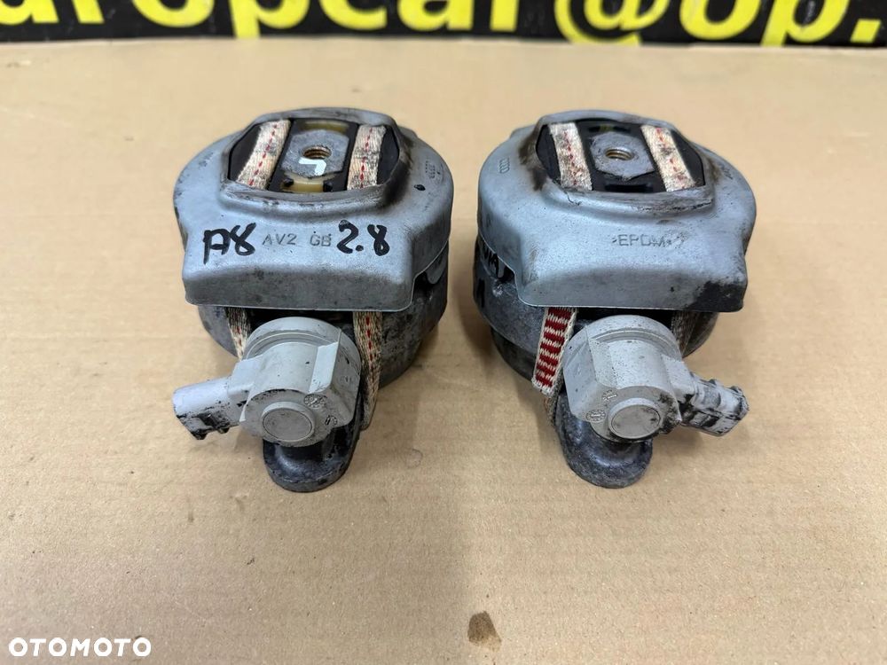 AUDI A8 D3 2.8 FSI PODUSZKA SKRZYNI 4E0399151CD 4E0399151CA KOMPLET - 1