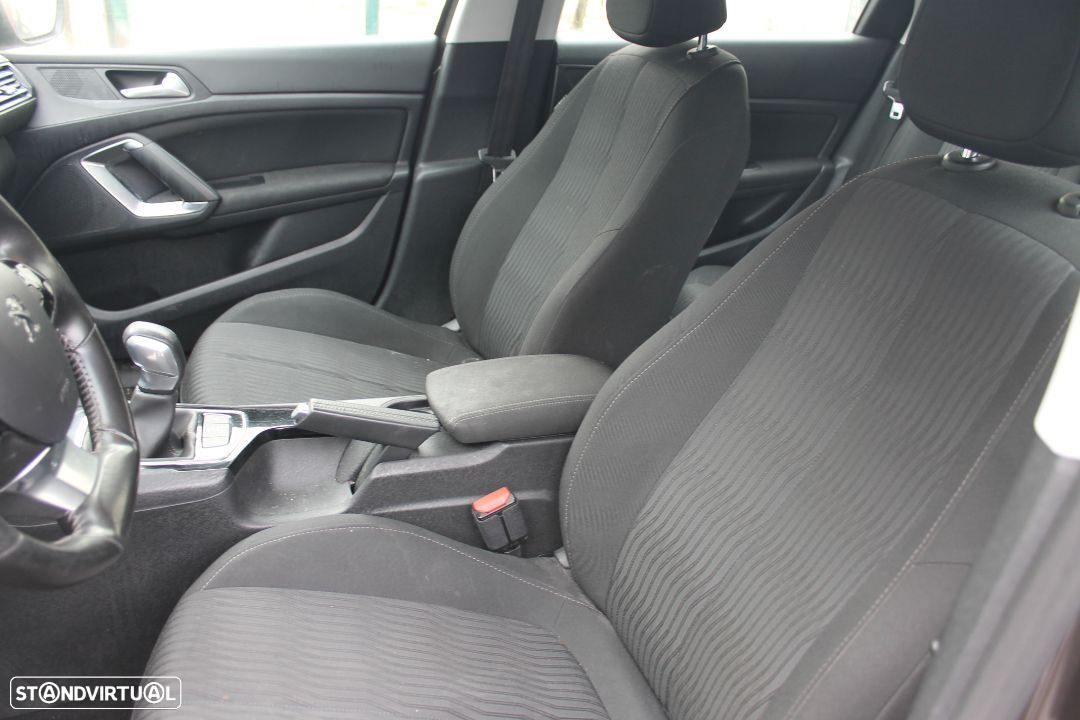 Peugeot 308 de 2015 - 15