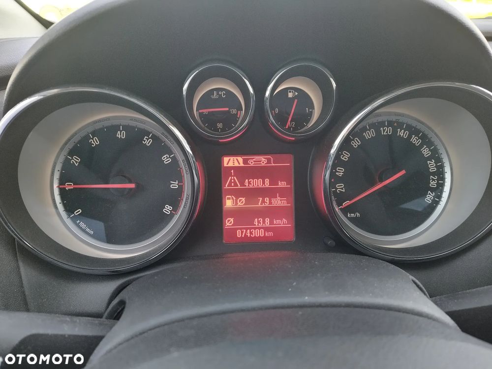 Opel Astra - 10
